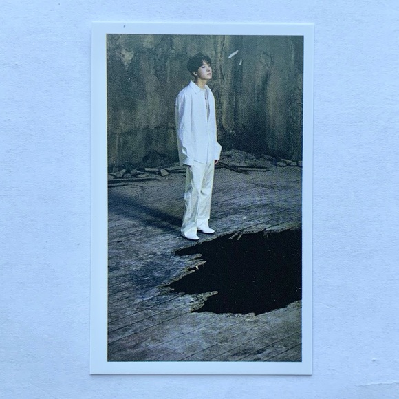 J-Hope Jung Ho-seok BTS Bangtan Boys Photocards - Picture 2 of 8